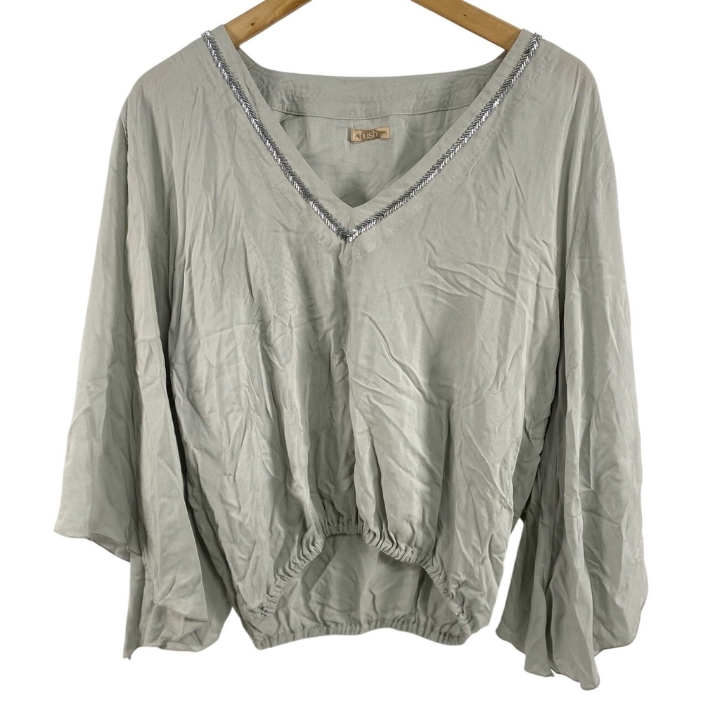 Khush Top Womens‎ XS Gray Flutter Sleeve V Neck Boho Blouse Sequin Trim Rayon